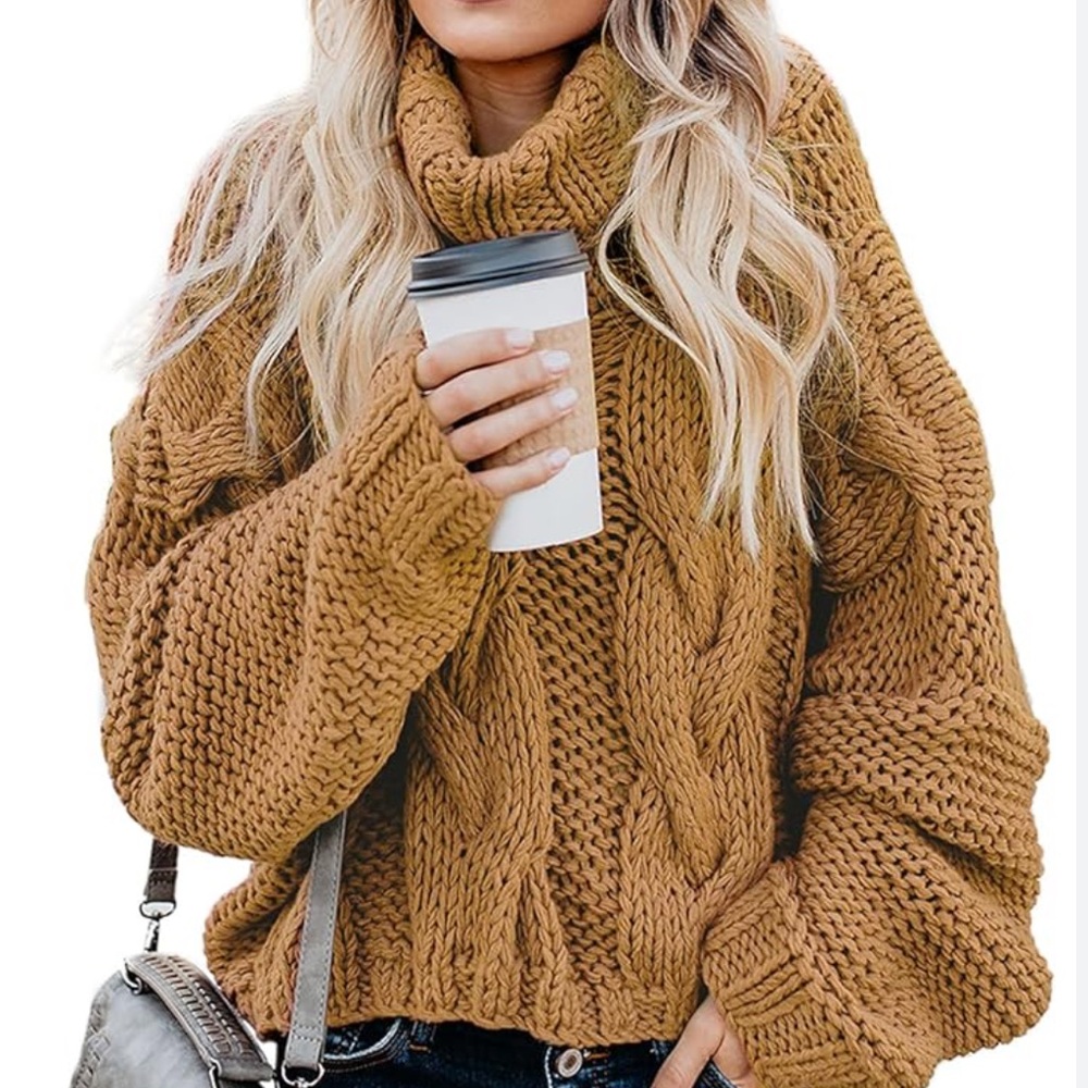HYFVE Chunky Cableknit Sweater